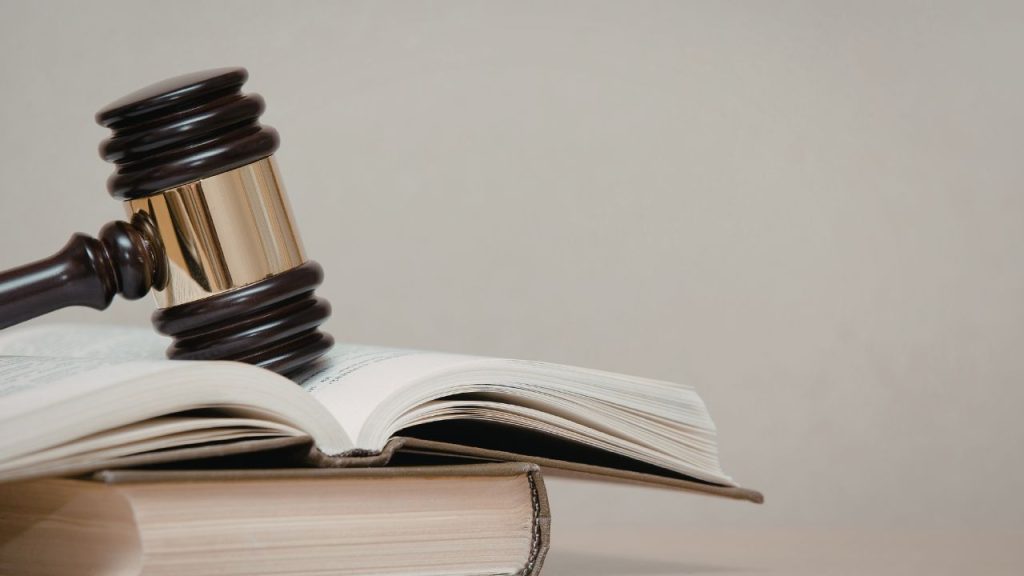 The Best Books to Read Before Law School