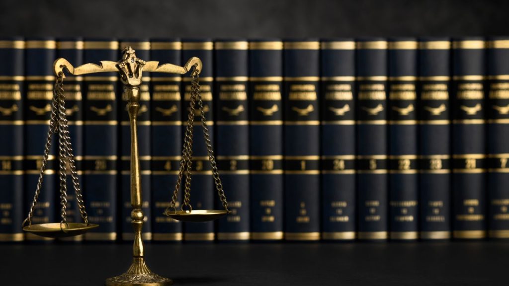 books to read before law school